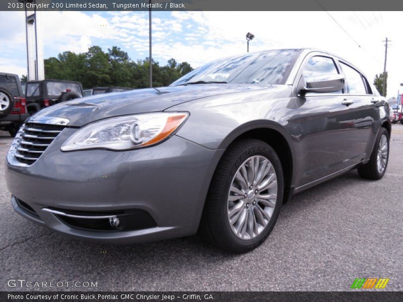 Tungsten Metallic / Black 2013 Chrysler 200 Limited Sedan