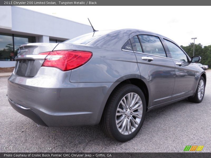 Tungsten Metallic / Black 2013 Chrysler 200 Limited Sedan