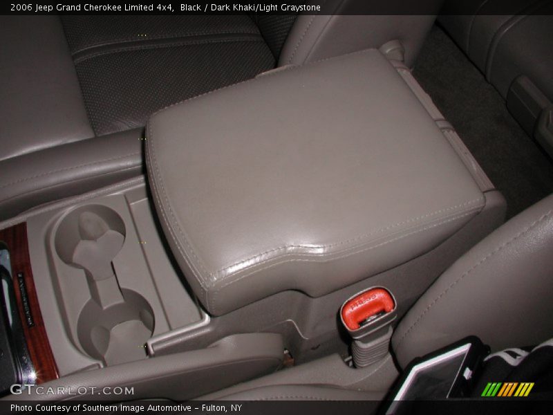 Black / Dark Khaki/Light Graystone 2006 Jeep Grand Cherokee Limited 4x4