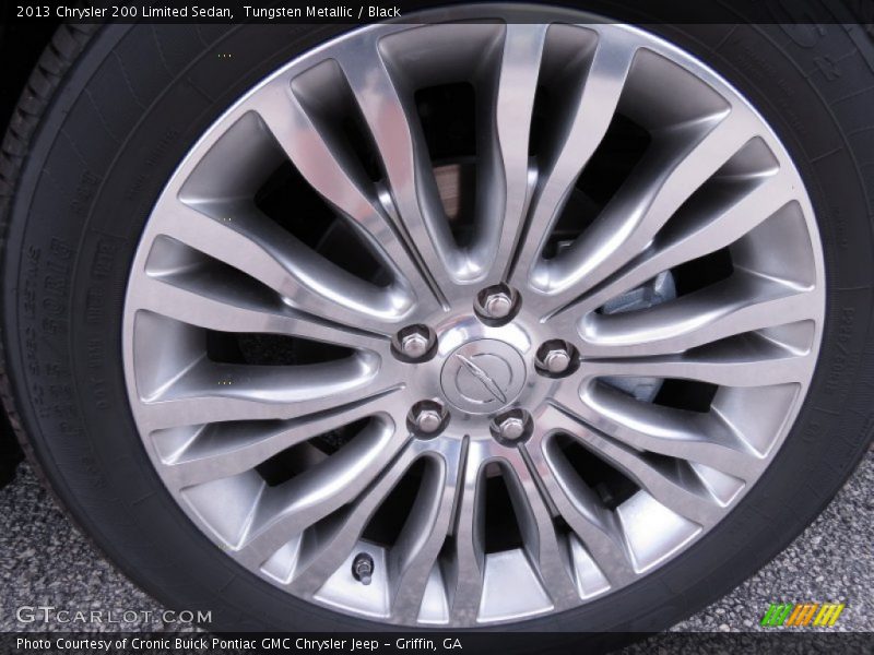 Tungsten Metallic / Black 2013 Chrysler 200 Limited Sedan