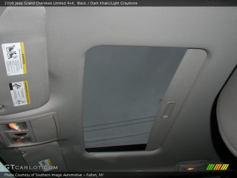 Black / Dark Khaki/Light Graystone 2006 Jeep Grand Cherokee Limited 4x4