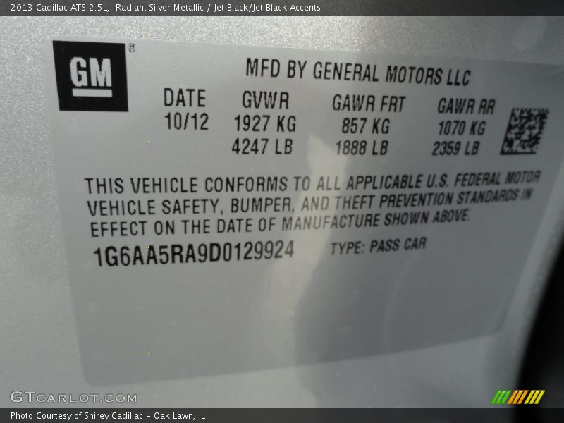 Radiant Silver Metallic / Jet Black/Jet Black Accents 2013 Cadillac ATS 2.5L
