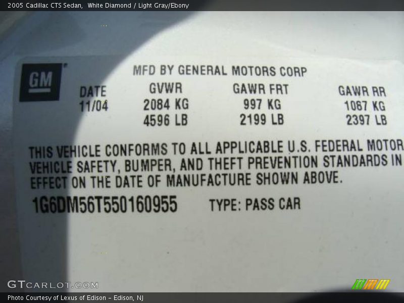 White Diamond / Light Gray/Ebony 2005 Cadillac CTS Sedan