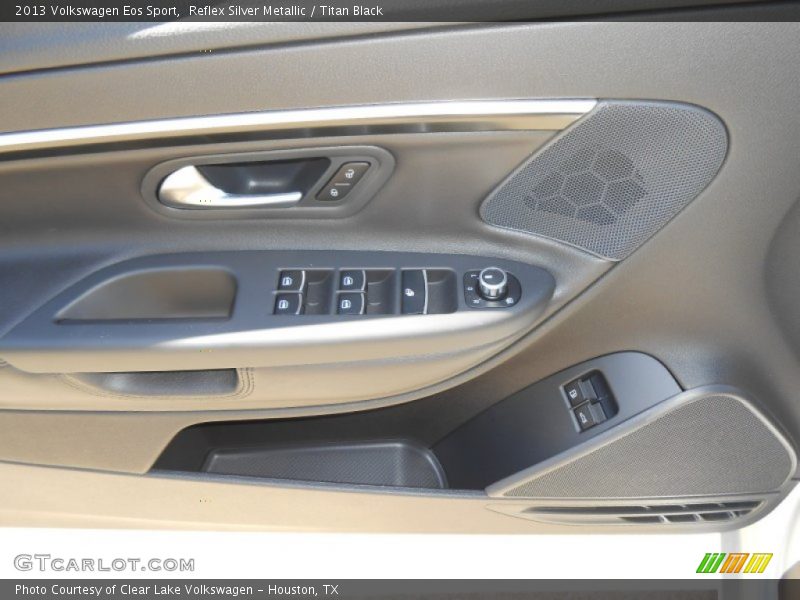 Reflex Silver Metallic / Titan Black 2013 Volkswagen Eos Sport