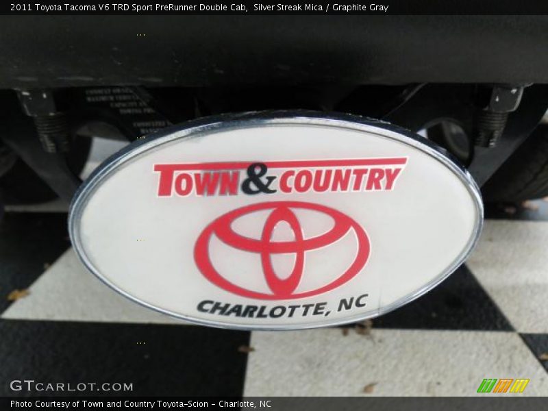 Silver Streak Mica / Graphite Gray 2011 Toyota Tacoma V6 TRD Sport PreRunner Double Cab