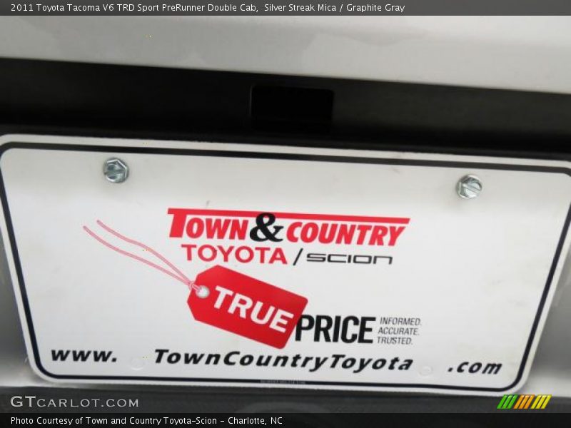 Silver Streak Mica / Graphite Gray 2011 Toyota Tacoma V6 TRD Sport PreRunner Double Cab