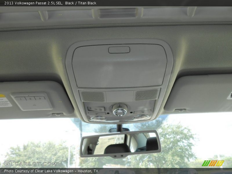 Black / Titan Black 2013 Volkswagen Passat 2.5L SEL