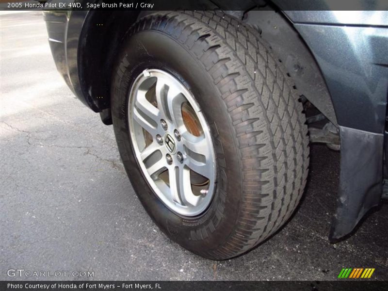  2005 Pilot EX 4WD Wheel