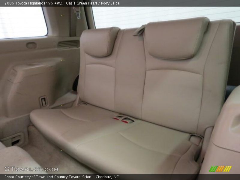 Oasis Green Pearl / Ivory Beige 2006 Toyota Highlander V6 4WD