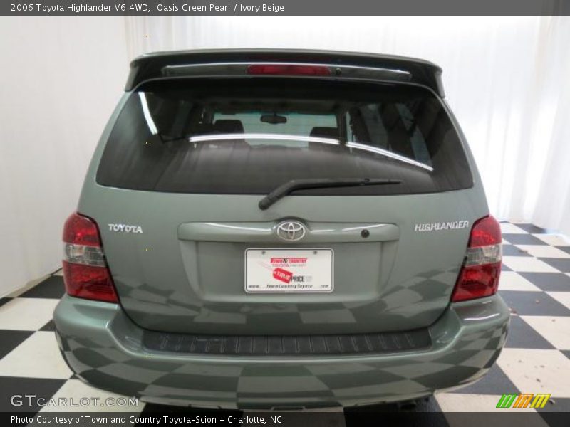 Oasis Green Pearl / Ivory Beige 2006 Toyota Highlander V6 4WD