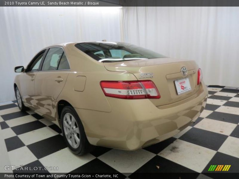 Sandy Beach Metallic / Bisque 2010 Toyota Camry LE