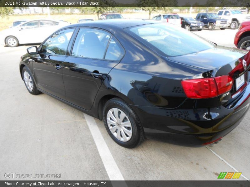 Black / Titan Black 2011 Volkswagen Jetta S Sedan