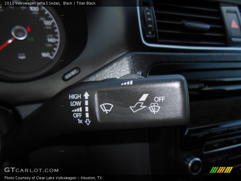 Black / Titan Black 2011 Volkswagen Jetta S Sedan