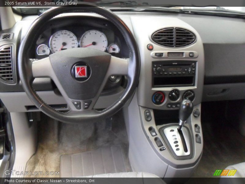 Storm Gray / Gray 2005 Saturn VUE V6