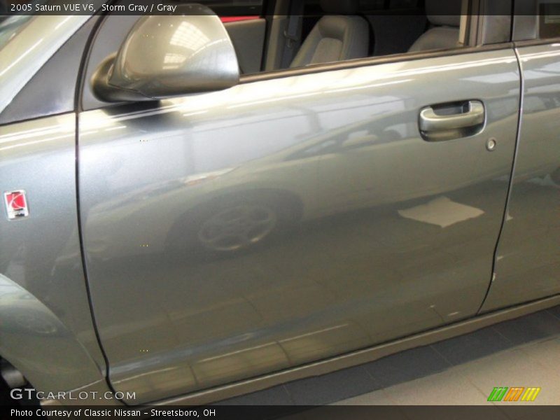 Storm Gray / Gray 2005 Saturn VUE V6