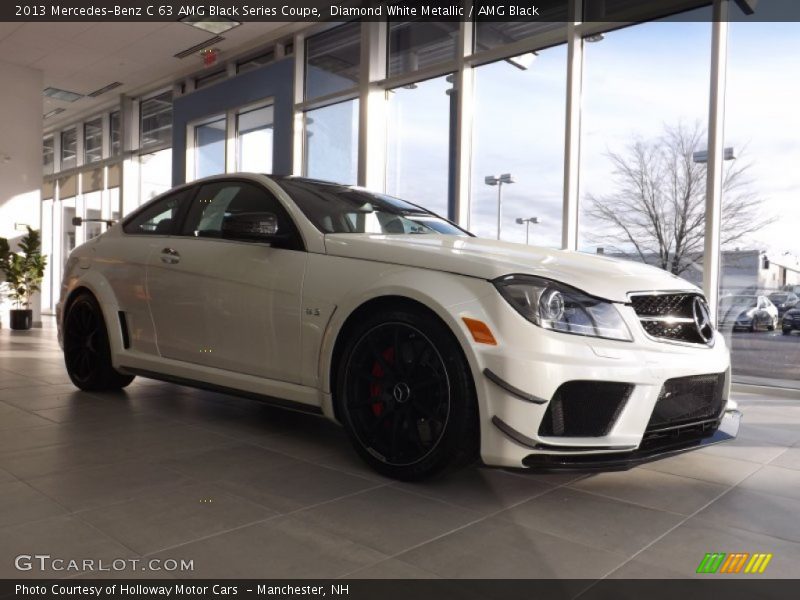 Front 3/4 View of 2013 C 63 AMG Black Series Coupe