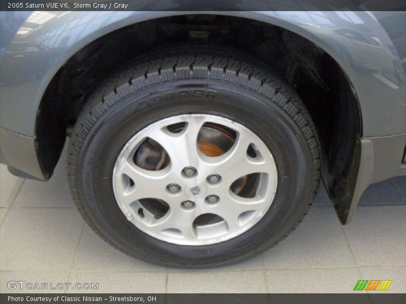 Storm Gray / Gray 2005 Saturn VUE V6