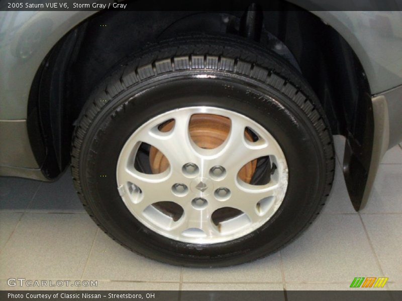 Storm Gray / Gray 2005 Saturn VUE V6