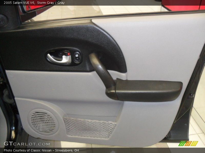 Storm Gray / Gray 2005 Saturn VUE V6