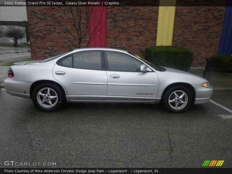 Galaxy Silver Metallic / Graphite 2002 Pontiac Grand Prix SE Sedan