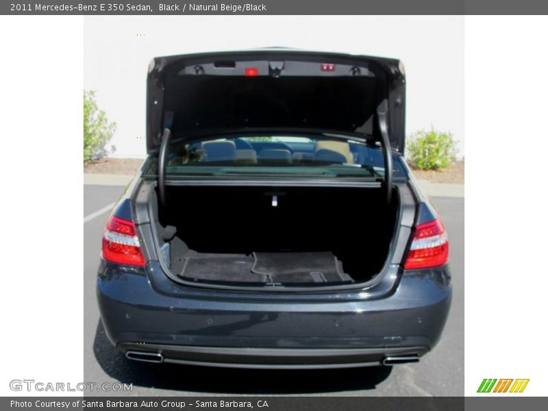  2011 E 350 Sedan Trunk