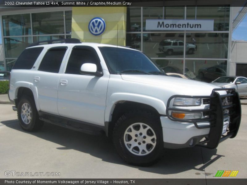 Summit White / Graphite/Medium Gray 2002 Chevrolet Tahoe LS 4x4