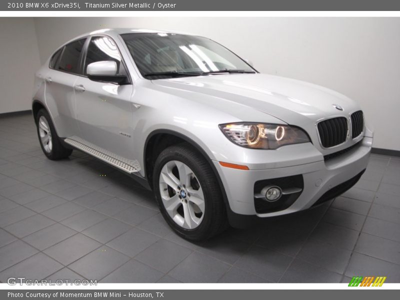 Front 3/4 View of 2010 X6 xDrive35i