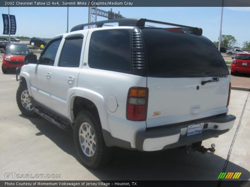 Summit White / Graphite/Medium Gray 2002 Chevrolet Tahoe LS 4x4