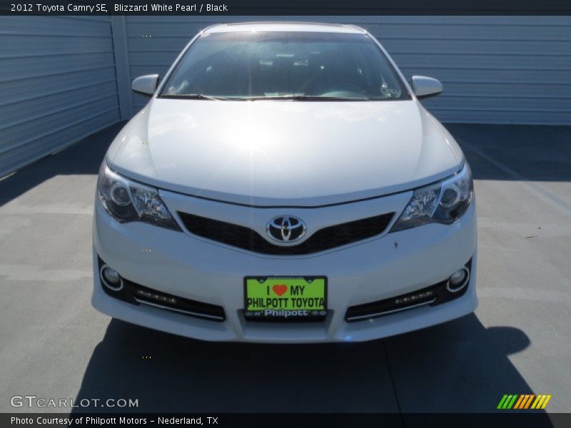 Blizzard White Pearl / Black 2012 Toyota Camry SE
