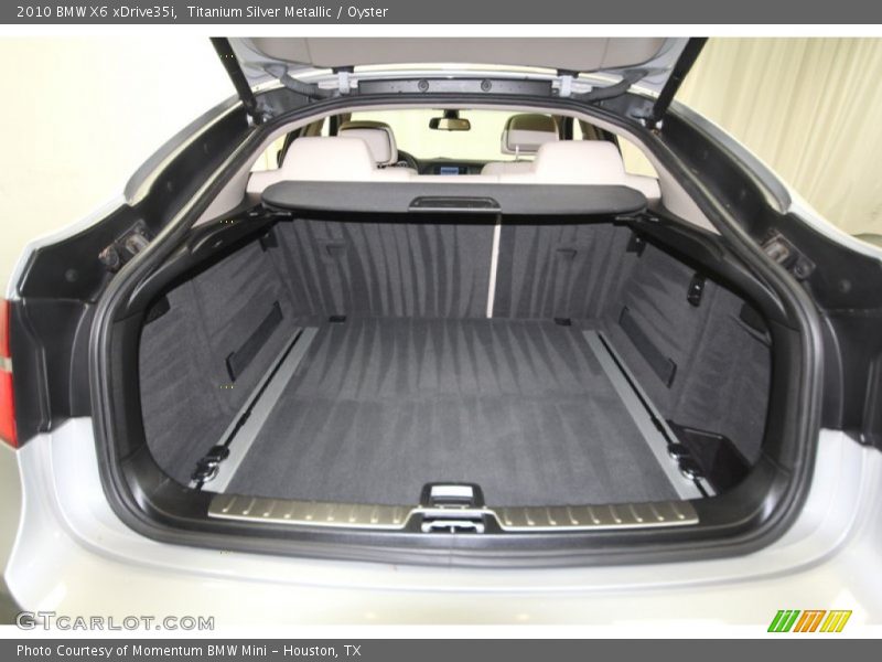  2010 X6 xDrive35i Trunk