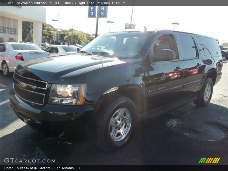 Black / Light Titanium/Dark Titanium 2007 Chevrolet Suburban 1500 LS