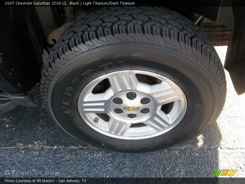 Black / Light Titanium/Dark Titanium 2007 Chevrolet Suburban 1500 LS