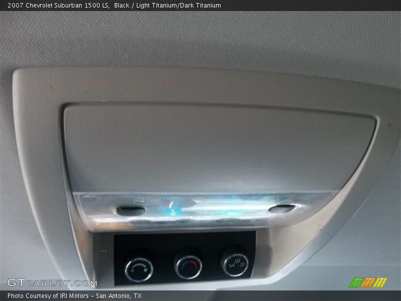 Black / Light Titanium/Dark Titanium 2007 Chevrolet Suburban 1500 LS