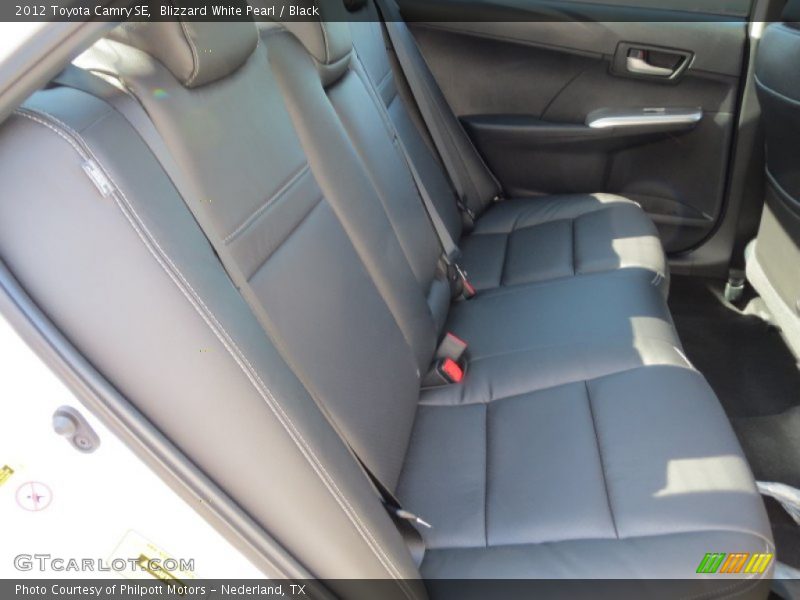 Blizzard White Pearl / Black 2012 Toyota Camry SE
