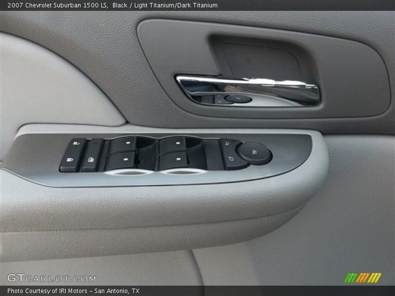 Black / Light Titanium/Dark Titanium 2007 Chevrolet Suburban 1500 LS