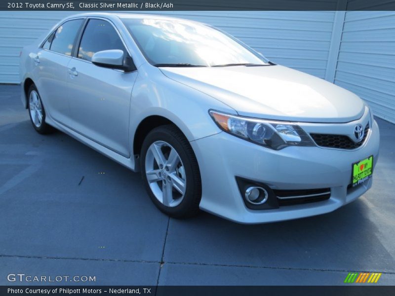 Classic Silver Metallic / Black/Ash 2012 Toyota Camry SE
