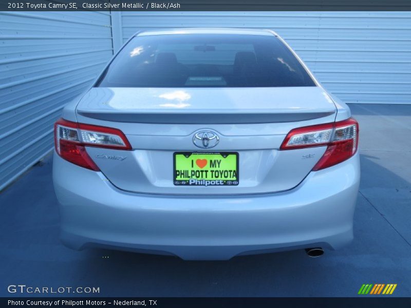 Classic Silver Metallic / Black/Ash 2012 Toyota Camry SE