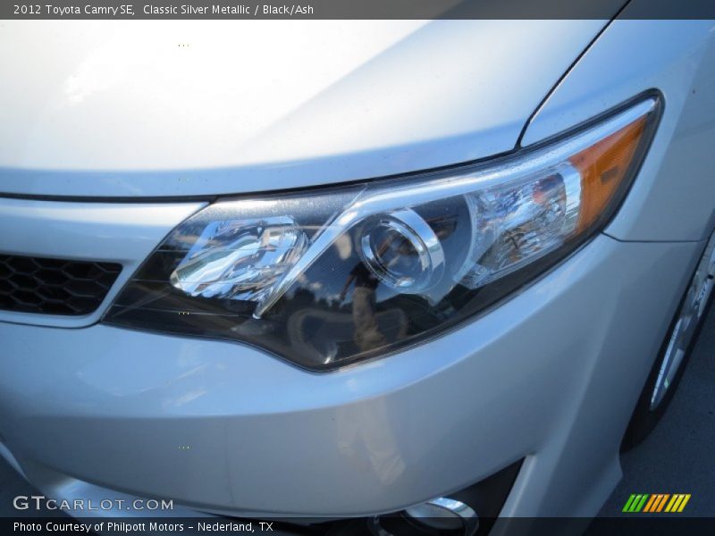 Classic Silver Metallic / Black/Ash 2012 Toyota Camry SE