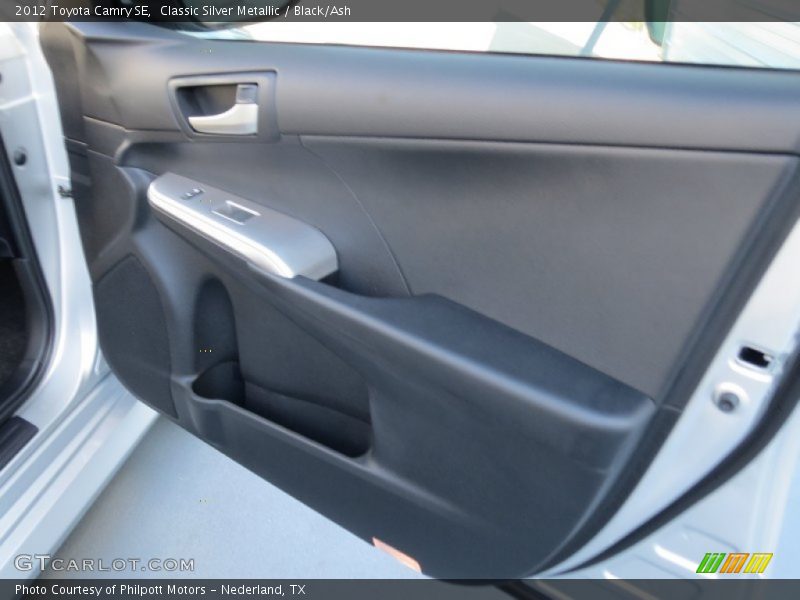 Classic Silver Metallic / Black/Ash 2012 Toyota Camry SE