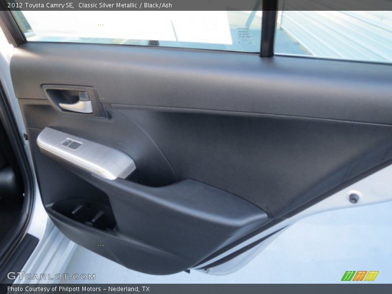 Classic Silver Metallic / Black/Ash 2012 Toyota Camry SE