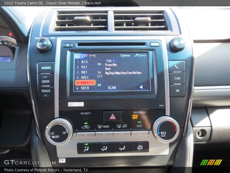 Classic Silver Metallic / Black/Ash 2012 Toyota Camry SE