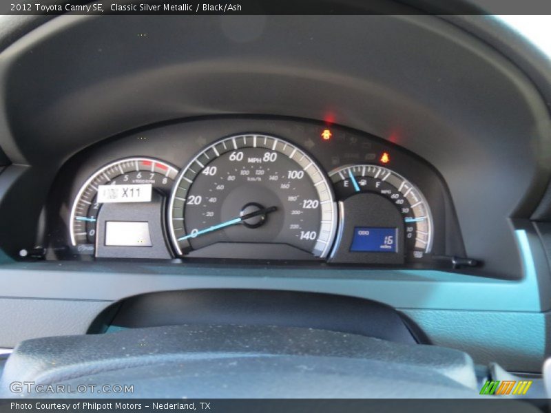Classic Silver Metallic / Black/Ash 2012 Toyota Camry SE