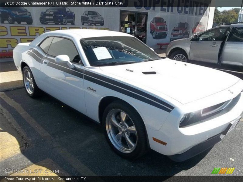 Stone White / Dark Slate Gray 2010 Dodge Challenger R/T Classic
