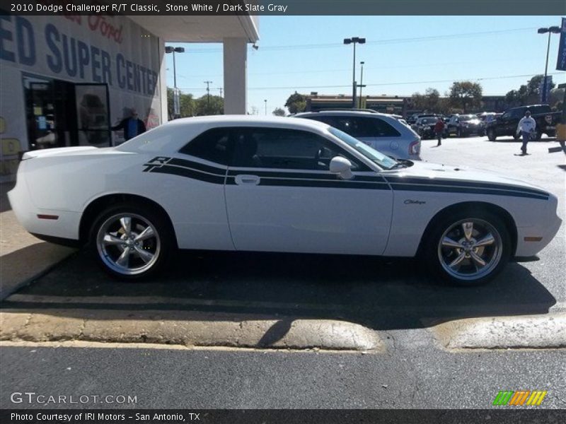 Stone White / Dark Slate Gray 2010 Dodge Challenger R/T Classic