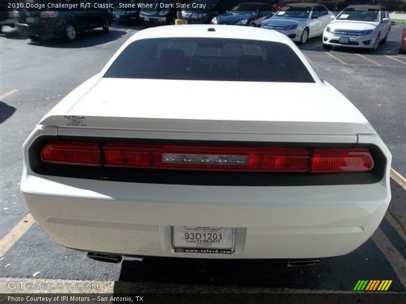 Stone White / Dark Slate Gray 2010 Dodge Challenger R/T Classic