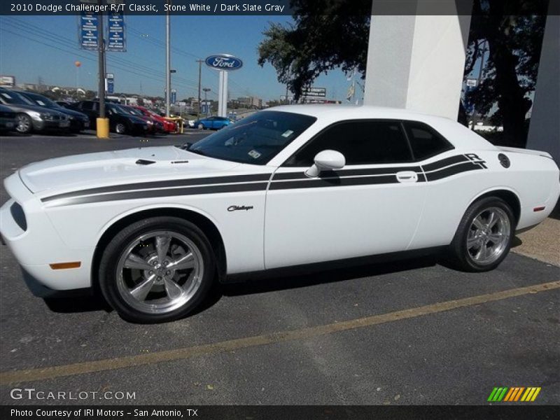 Stone White / Dark Slate Gray 2010 Dodge Challenger R/T Classic