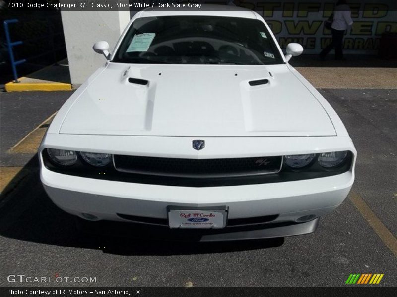 Stone White / Dark Slate Gray 2010 Dodge Challenger R/T Classic