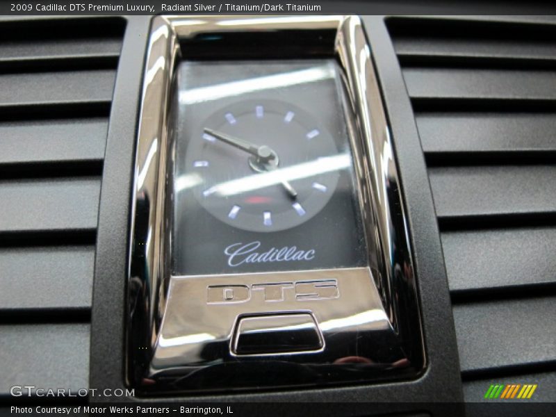 Radiant Silver / Titanium/Dark Titanium 2009 Cadillac DTS Premium Luxury