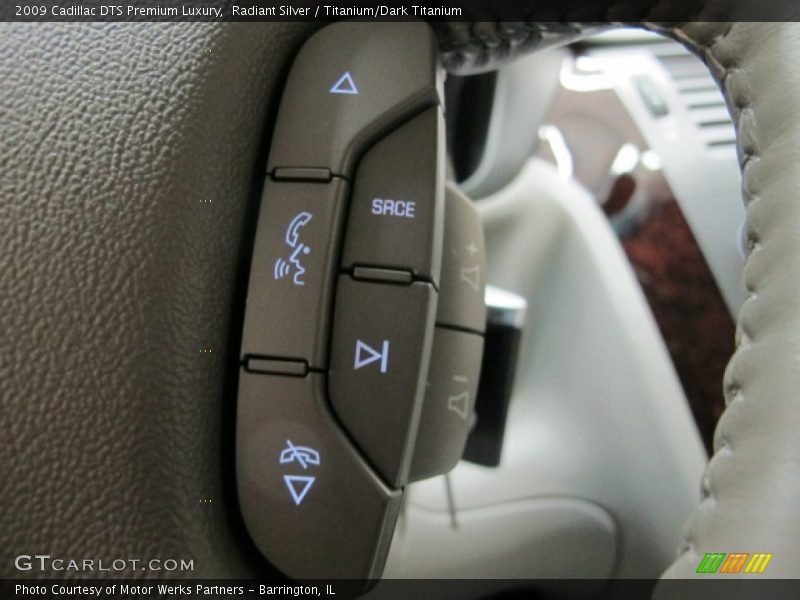 Radiant Silver / Titanium/Dark Titanium 2009 Cadillac DTS Premium Luxury