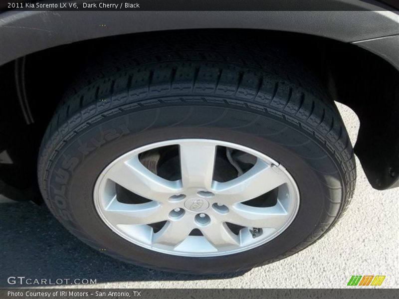 Dark Cherry / Black 2011 Kia Sorento LX V6